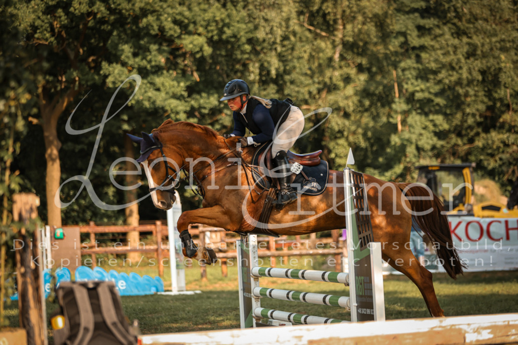 18.FrSpA00052 | Leoni Ertmer Photography - Realisiert mit Pictrs.com