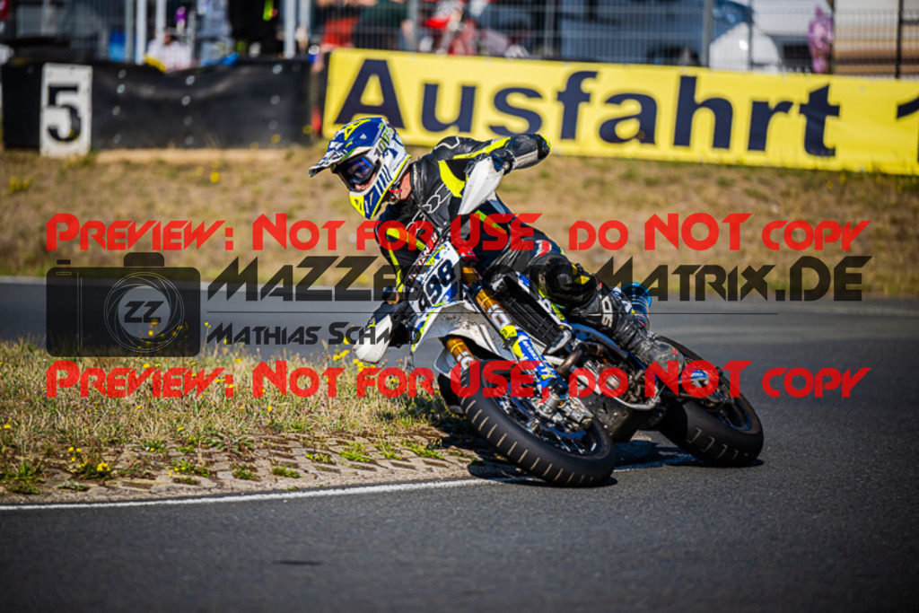 MaZZes_FotoMatrix_220813_1100 | S4