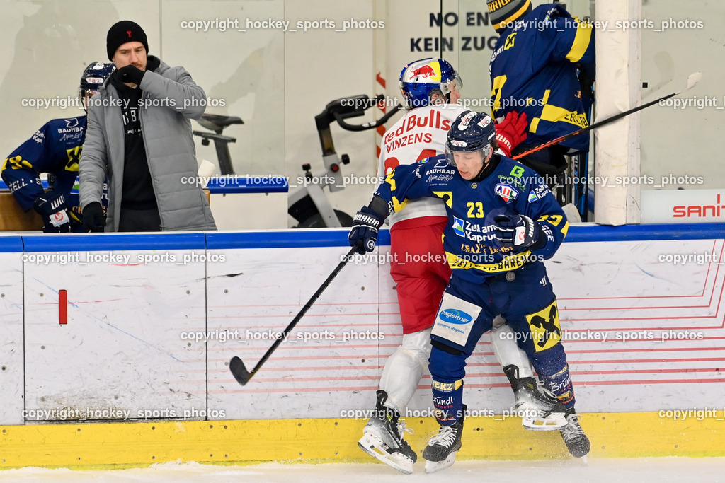 RED BULL HOCKEY JUNIORS vs. EK DIE ZELLER EISBÄREN | Thomas GRABMAYR Equipment Manager EK Die Zeller Eisbären, #23 Jennes Christian EK DIE ZELLER EISBÄREN, #24 Vinzens Paul RED BULL HOCKEY JUNIORS, RED BULL HOCKEY JUNIORS vs. EK DIE ZELLER EISBÄREN, RED BULL HOCKEY JUNIORS vs. EK DIE ZELLER EISBÄREN am 14.01.2025 in Salzburg (Eisarena Salzburg), Austria, (Photo by Bernd Stefan)