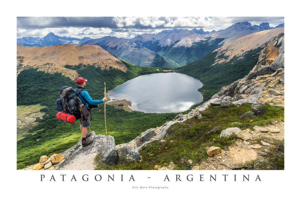 Laguna C.A.B. – Patagonia – Argentina | This picture was taken during a five-day trekking tour through the Argentine Andes, near the city of Bariloche. We had spent the previous night at the mountain lake in the picture and now we had another eight-hour stage ahead of us. The lake is named after the local section of the Andes Association: "Club Andino Bariloche (C.A.B.)". - Realisiert mit Pictrs.com