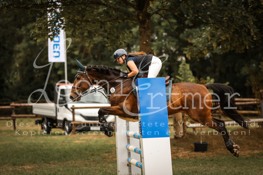 17.SaStA00151 | Leoni Ertmer Photography - Realisiert mit Pictrs.com