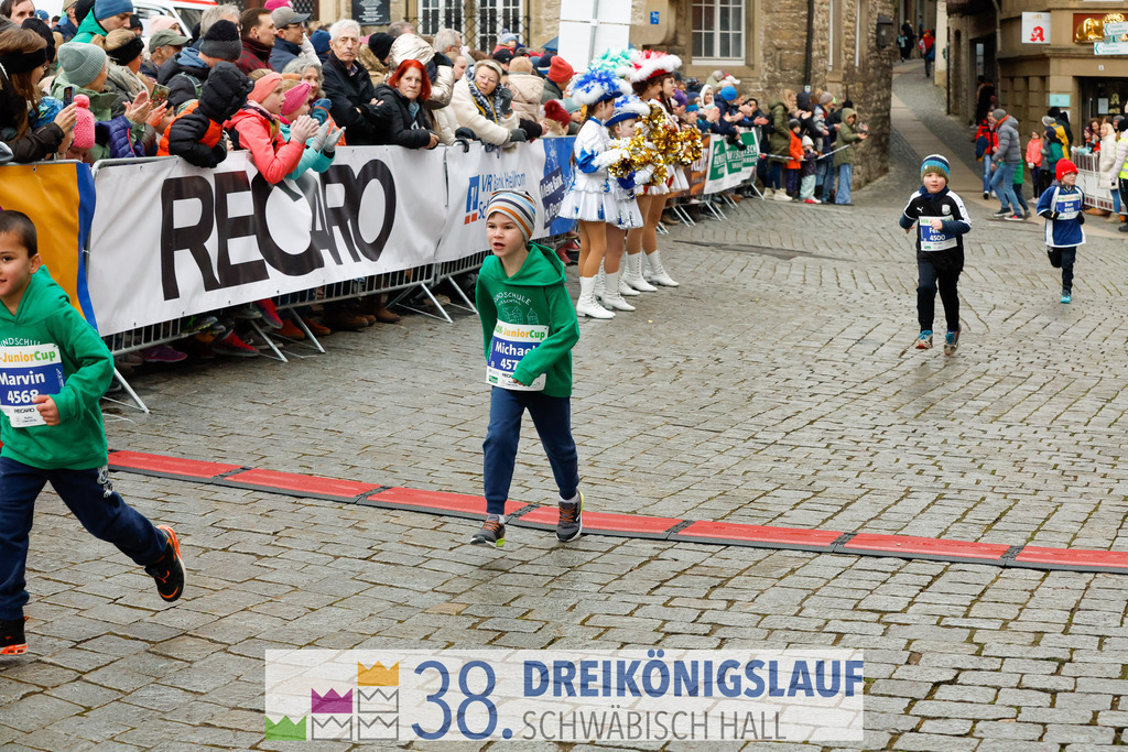 400m AOK Junior Cup | 3 Koenigslauf 2024 400m AOK Junior Cup - Realisiert mit Pictrs.com