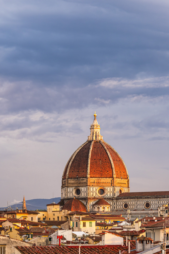 Blick auf die Kathedrale Santa Maria del Fiore in Florenz, Italien | Blick auf die Kathedrale Santa Maria del Fiore in Florenz, Italien.