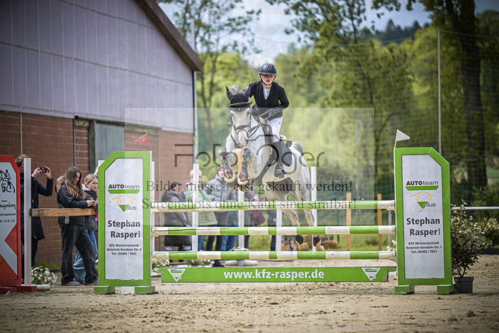 DOS_8579 | Entdecke hochwertige Reitturnierfotos von Foto Oger. Professionell, emotional und authentisch – jetzt Lieblingsmomente im Shop bestellen.Deutschlandweite Turnierfotografie. - Realisiert mit Pictrs.com