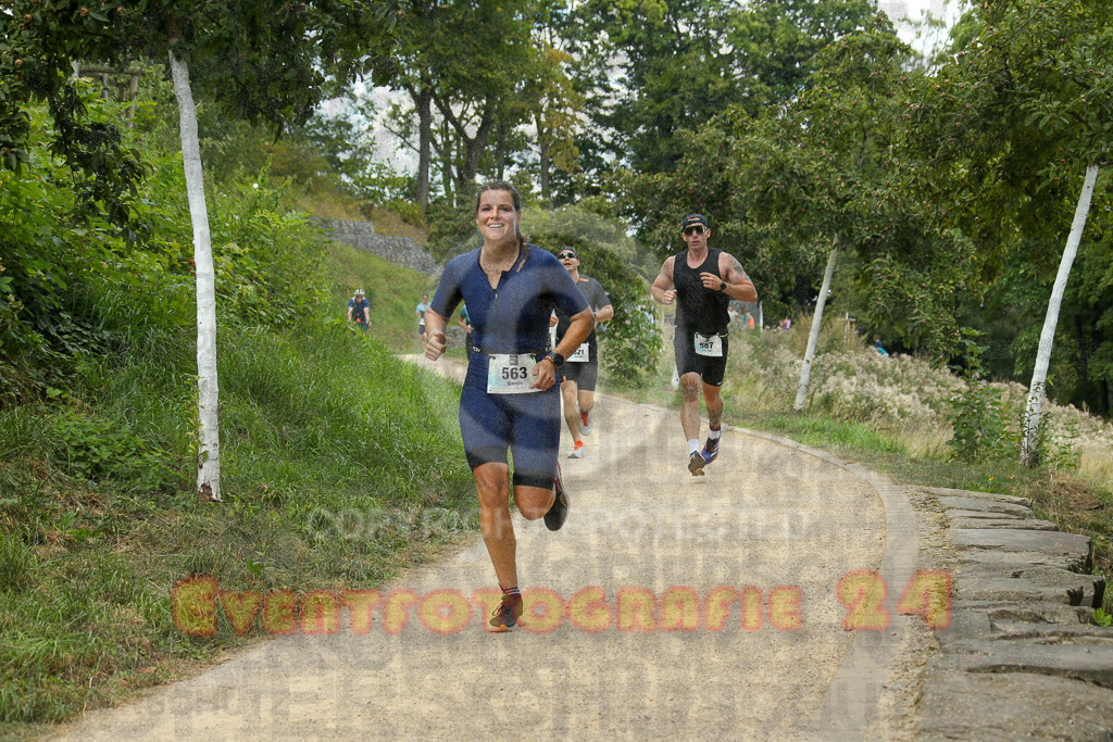 250824_1420_EX1_5871 | Sportfotografie im Rhein-Sieg Kreis, Köln, Bonn, NRW, Rheinland Pfalz, Hessen, etc. Unser Tätigkeitsfeld umfasst den Laufsport vom Volkslauf über den Marathon, Duathlon, Triathon bis zum Ultralauf wie Kölnpfad Ultra oder Schindertrail.