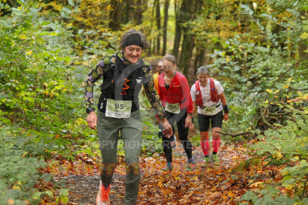 251026_1251_EV4_5954 | Sportfotografie im Rhein-Sieg Kreis, Köln, Bonn, NRW, Rheinland Pfalz, Hessen, etc. Unser Tätigkeitsfeld umfasst den Laufsport vom Volkslauf über den Marathon, Duathlon, Triathon bis zum Ultralauf wie Kölnpfad Ultra oder Schindertrail.