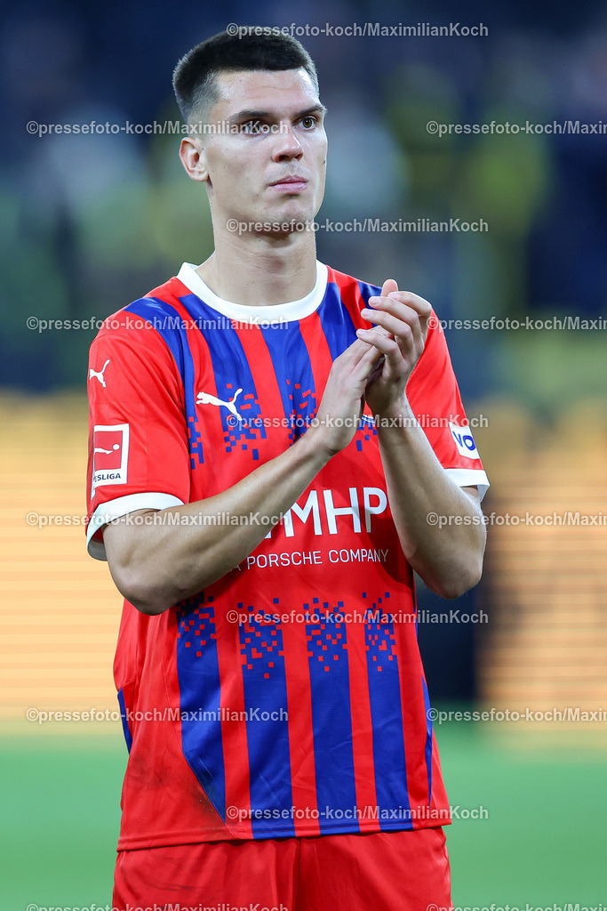 BVB13092402269 | 13.09.2024, 1. Fußball Bundesliga, Borussia Dortmund - 1. FC Heidenheim 1846, Signal Iduna Park, Saison 2024 2025: Mathias Honsak (Heidenheim #17)DFB regulations prohibit any use of photographs as image sequences and or quasi-video.