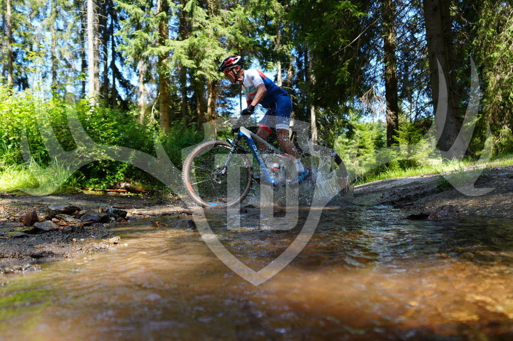 FC604656 | Fotogalerie der Treibjagd im Dunkelwald - Dein MTB Etappenrennen im Erzgebirge - Realisiert mit Pictrs.com
