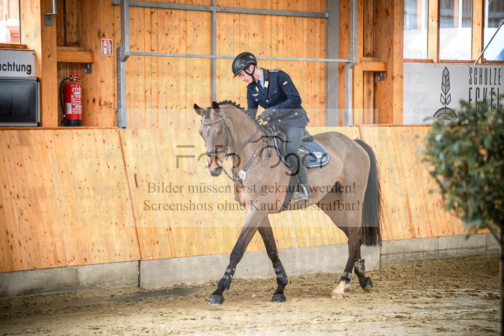 DOS_0232 | Entdecke hochwertige Reitturnierfotos von Foto Oger. Professionell, emotional und authentisch – jetzt Lieblingsmomente im Shop bestellen.Deutschlandweite Turnierfotografie. - Realisiert mit Pictrs.com