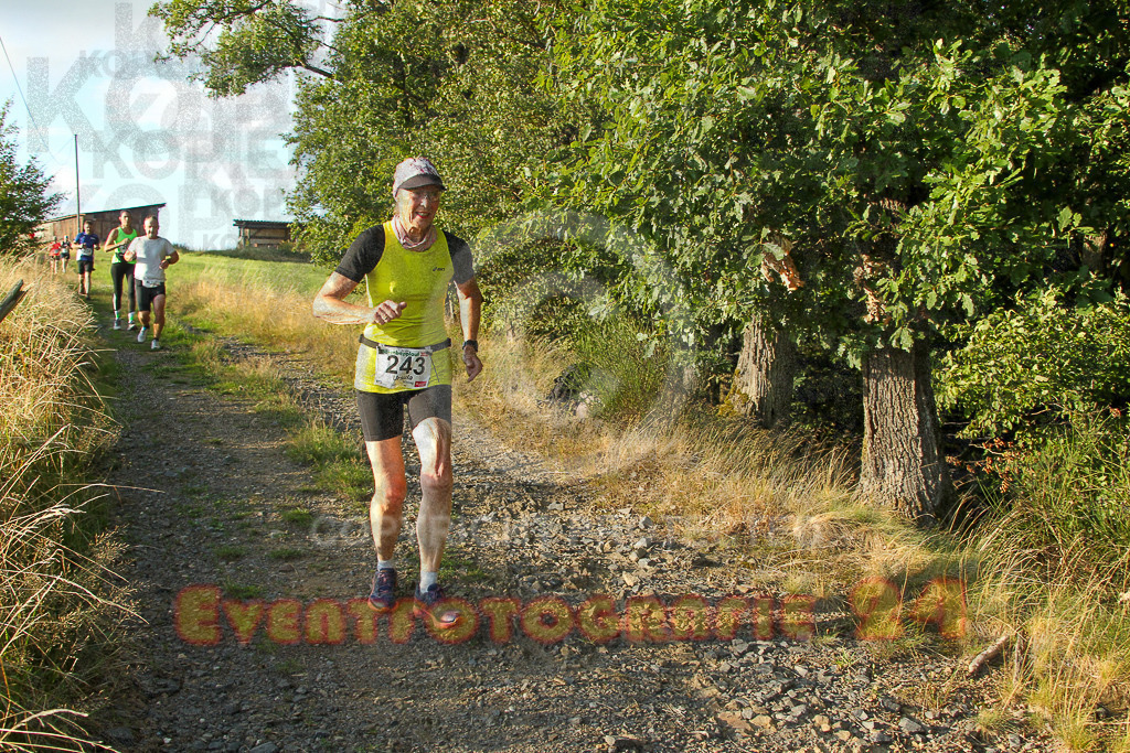 250801_1926_EV4_8706 | Sportfotografie im Rhein-Sieg Kreis, Köln, Bonn, NRW, Rheinland Pfalz, Hessen, etc. Unser Tätigkeitsfeld umfasst den Laufsport vom Volkslauf über den Marathon, Duathlon, Triathon bis zum Ultralauf wie Kölnpfad Ultra oder Schindertrail.