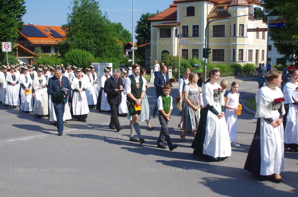 IMGP3311 | fotografiert von Axel PollmannLeonhardi Wallfahrt Benediktbeuern und Murnau, Fronleichnam, Fasching, Landschaft im Loisachtal und Benediktbeuern  - Realisiert mit Pictrs.com
