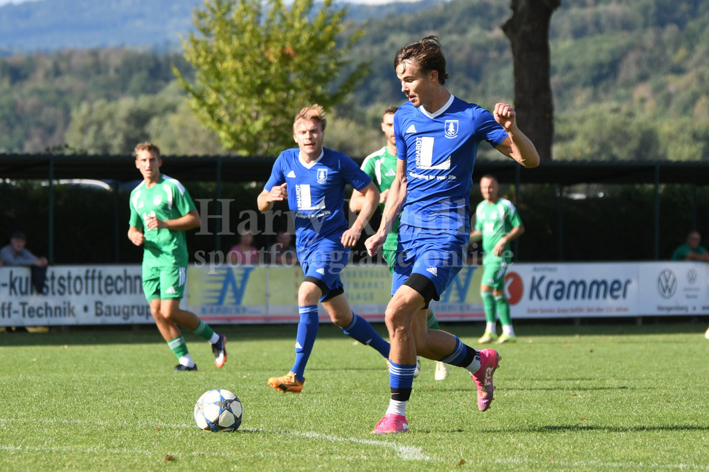 SpVgg Niederalteich : 1. FC Viechtach | Luis Wagner (1. FC Viechtach #9) - Realisiert mit Pictrs.com