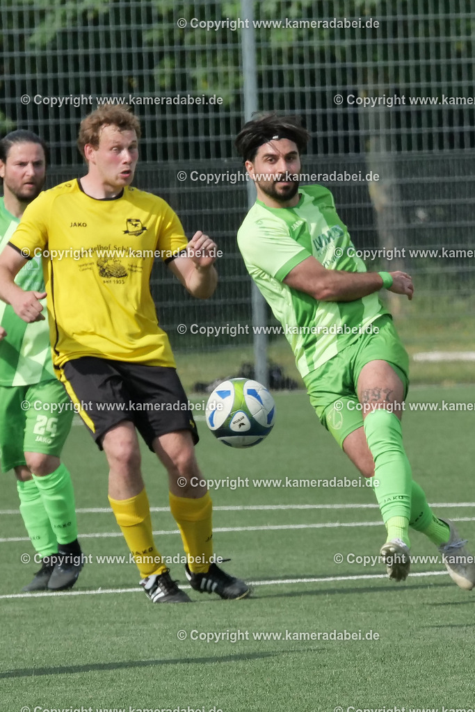 Fußball : Bezirksliga : SV 08/29 Friedrichsfeld - Borusia Veen am 10.05.2026 in Voerde Friedrichsfeld | Fußball : Bezirksliga : SV 08/29 Friedrichsfeld - Borusia Veen am 10.05.2026 in Voerde Friedrichsfeld - Realisiert mit Pictrs.com