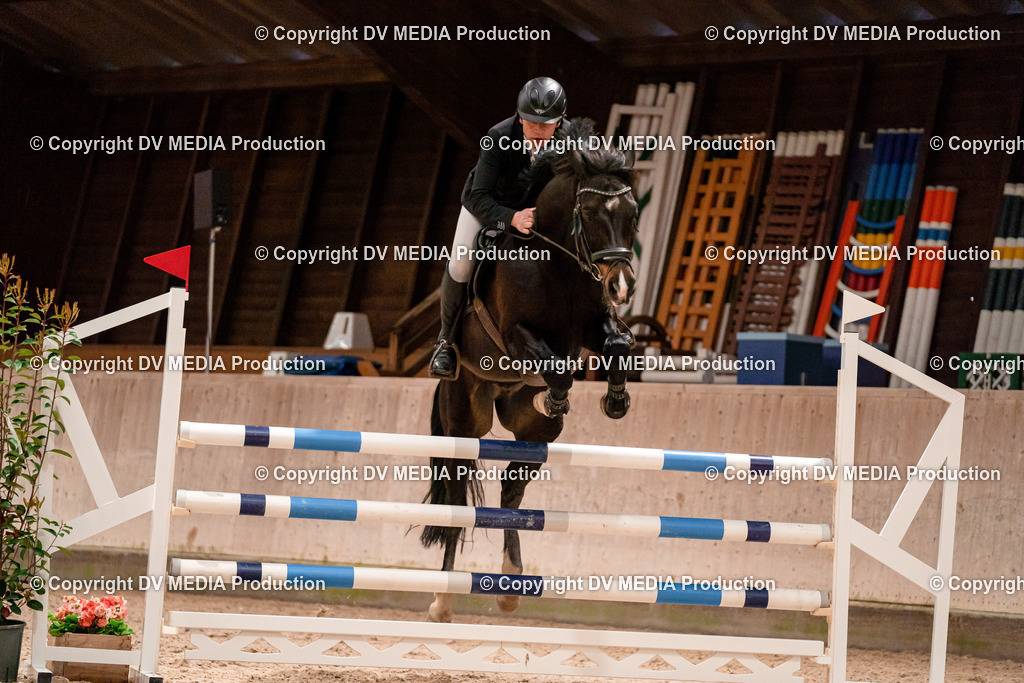 Springen Tag 1-775 | dv-media-shop - Realisiert mit Pictrs.com