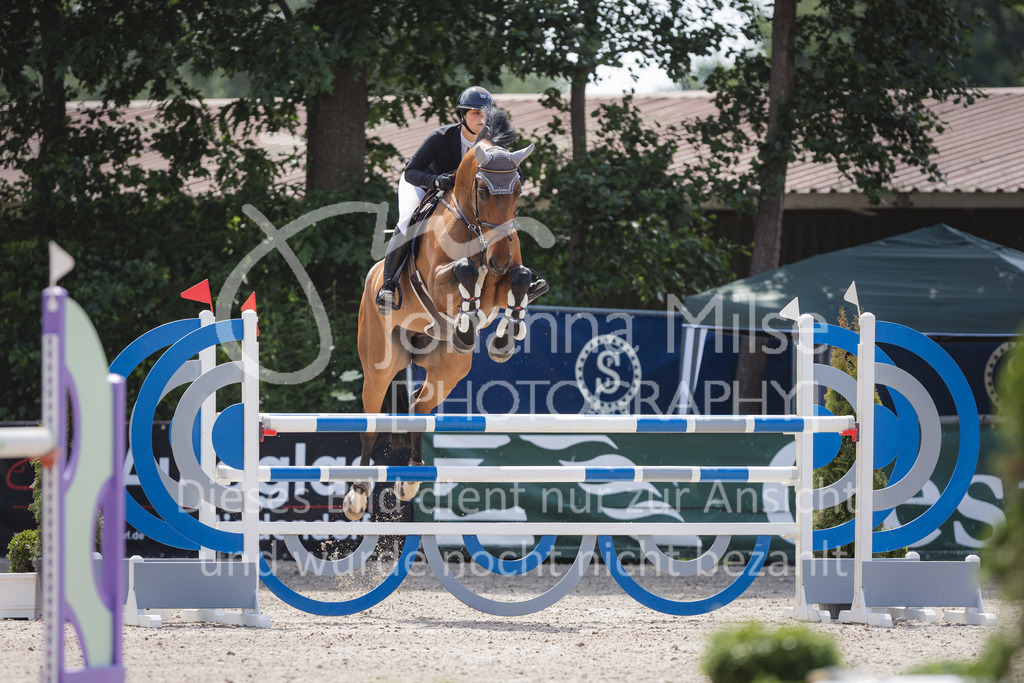 220614_Mühlen_SprPfM-681 | Late Entry Mühlen
Springprüfung Kl.M* 6-8j. Pferde gl. Einlaufprüfung für 6j. Pferde
14.06.2022