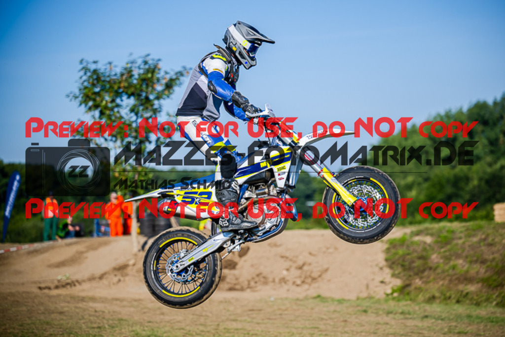 MaZZes_FotoMatrix_220904_2862 | S3