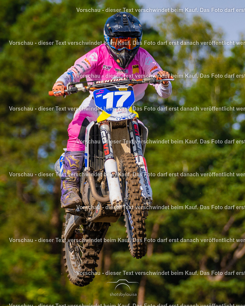 09_20_LM_Schenkenhorst-8126 | Sportfotografin aus Berlin-Brandenburg mit Fokus auf Motocross. Ich halte deine sportliche Leistung und echte Emotionen auf und neben der Strecke professionell fest. Entdecke die Fotos von deinem Rennen und bestelle sie direkt hier im Shop.