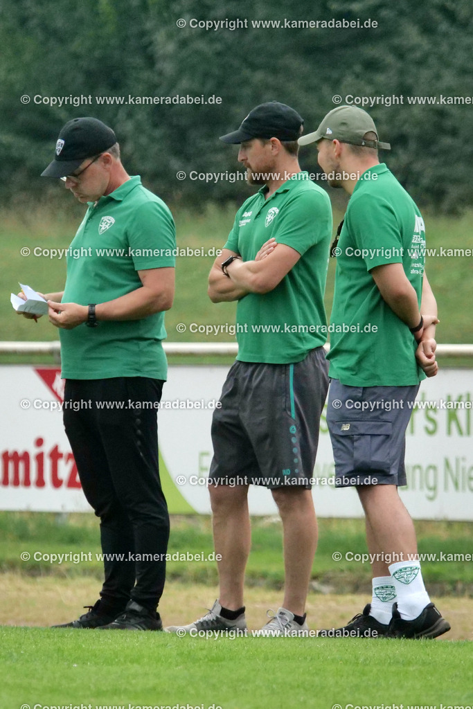 Fußball : TV Voerde - SUS 09 Dinslaken 2 am 21.07.2024 in Voerde | Fußball : TV Voerde - SUS 09 Dinslaken 2 am 21.07.2024 in Voerde - Realisiert mit Pictrs.com