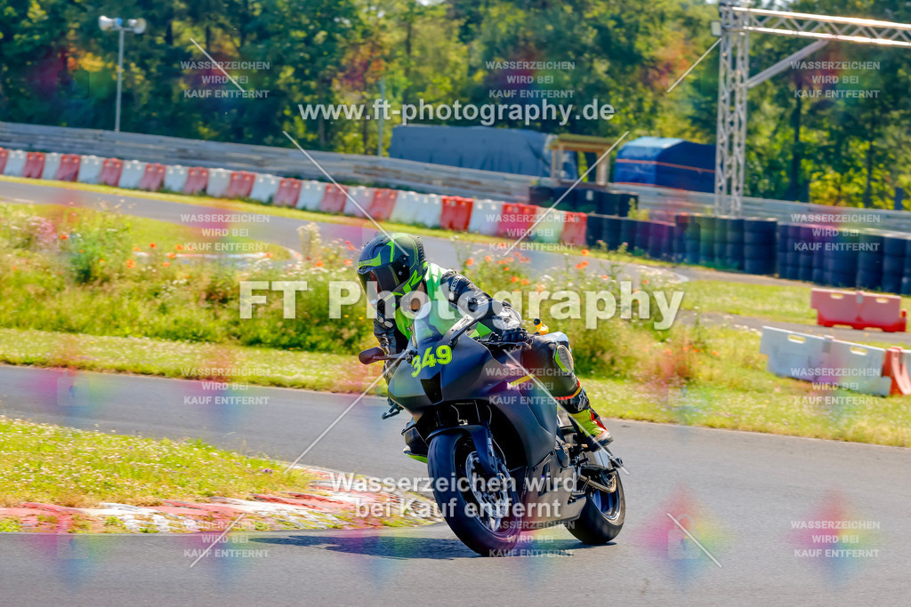 _MOT9146 | Hier findet Ihr Bilder von Touristenfahrten auf der Nürburgring Nordschleife oder von anderen Veranstaltungen die ich besucht habe. Viel Spass beim Durch Schauen 
