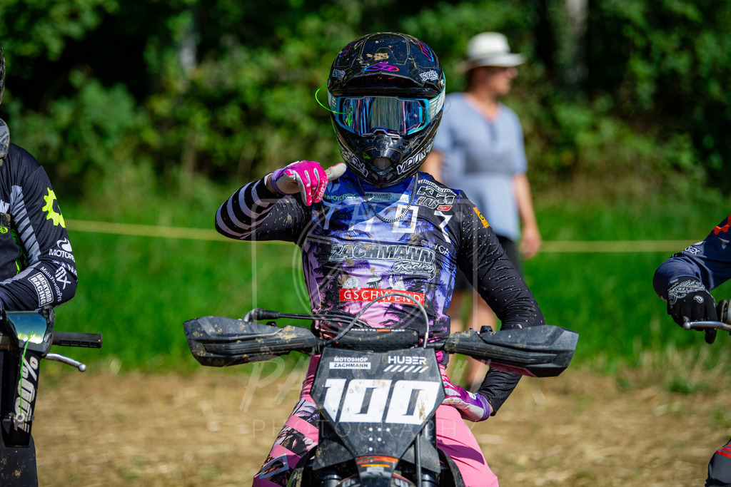 MXO (171) | Paeschuphoto Shop - Wer nicht sucht der auch nicht findet.Ob Motocrossbilder oder von einem besuchtem Spiel, Hauptsache Action. - Realisiert mit Pictrs.com