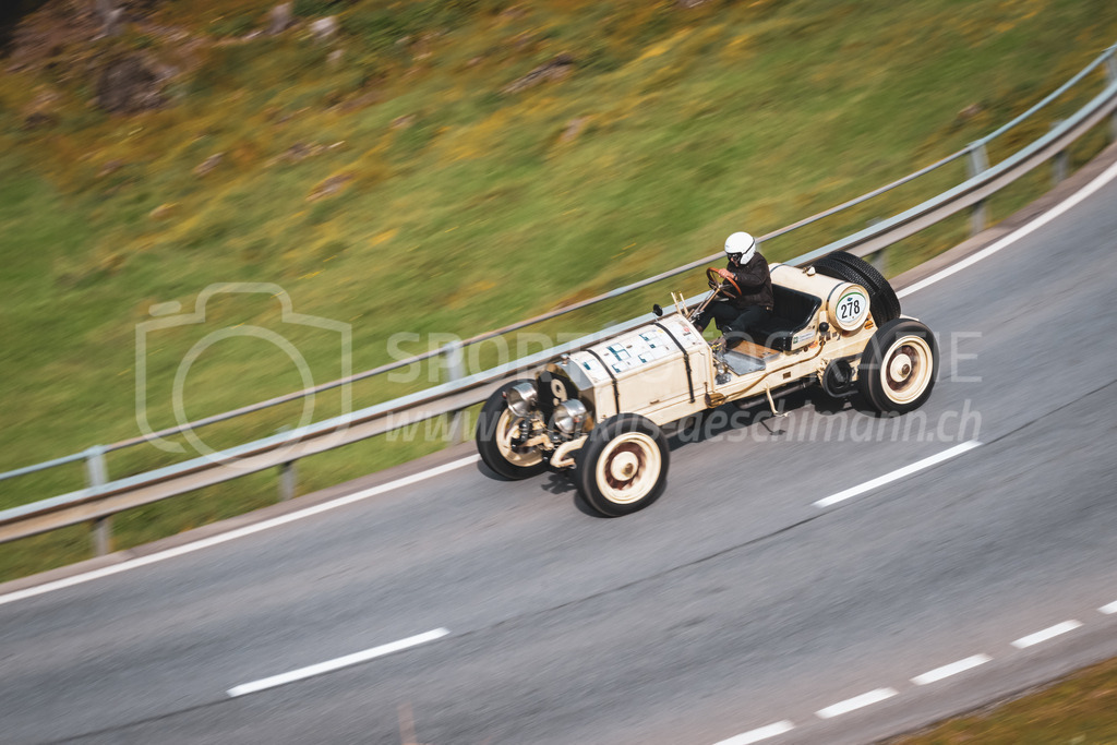 21. Arosa ClassicCar 2025 - 7. =September= 2025 | Ruedi Schawalder aus Rorschacherberg (SUI) in einem La France Typ 12 aus dem Jahre 1917 mit Startnummer 278 am Arosa ClassicCar 2025 in der Kategorie Classic Trophy..@arosaclassiccar, @arosa.official, #arosaclassiccar, #arosa, #76curves, #classiccarBild: Sportfotografie Markus Aeschimann | www.markus-aeschimann.ch - Realisiert mit Pictrs.com