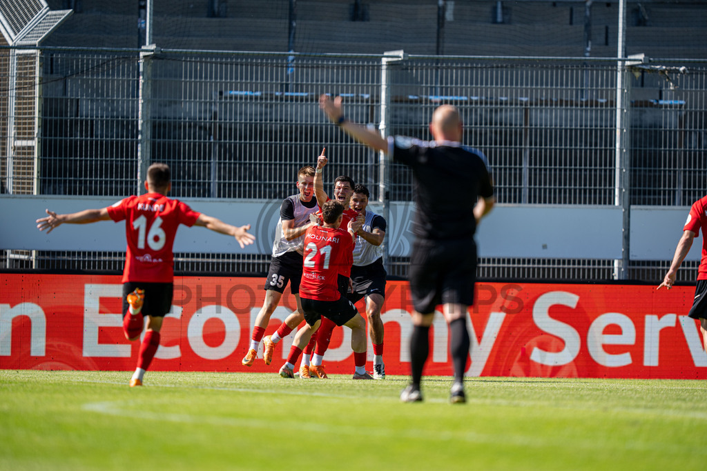 Stuttgarter Kickers vs. SG Sonnenhof Großaspach, Fussball, WFV-Pokal, Finale, 23.05.2026 | Mert Tasdelen (SG Sonnenhof Großaspach, #10) jubelt mit seinem Team nach dem Treffer zum 1:3,Stuttgarter Kickers vs. SG Sonnenhof Großaspach, Fussball, WFV-Pokal, Finale, 23.05.2026