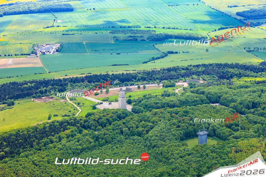 Die Luftaufnahme der Stadt Weimar wurde vom UL-Flugzeug heraus erstellt ( keine Drohne )- hohe Auflösung für beste Qualität