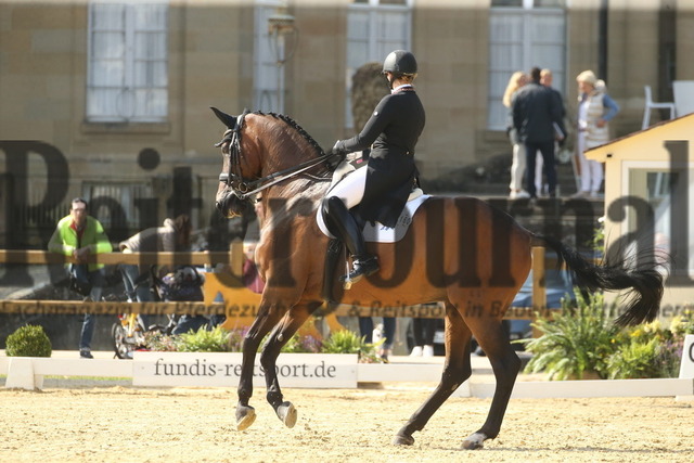 Ludwigsburg_2022_Prfg.Nr.03_FEI Grand Prix_Evelyn Eger_Westminster 71 (9) | Alle Fotos der Reiterjournal Fotografin Doris Matthaes im Reiterjournal Online-Fotoshop. - Realizado com Pictrs.com