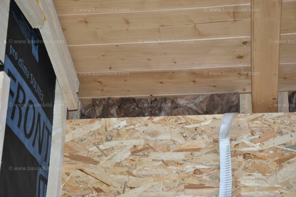 bib-lg13-holzbau-ausbau-0084 | Nach LV-Leistungsgruppen sortierte Detailfotos über den Bau eines Hauses. Alle Hausbau-Bilder direkt vom Urheber und Autor der Website Haus-Selber-Bauen.com