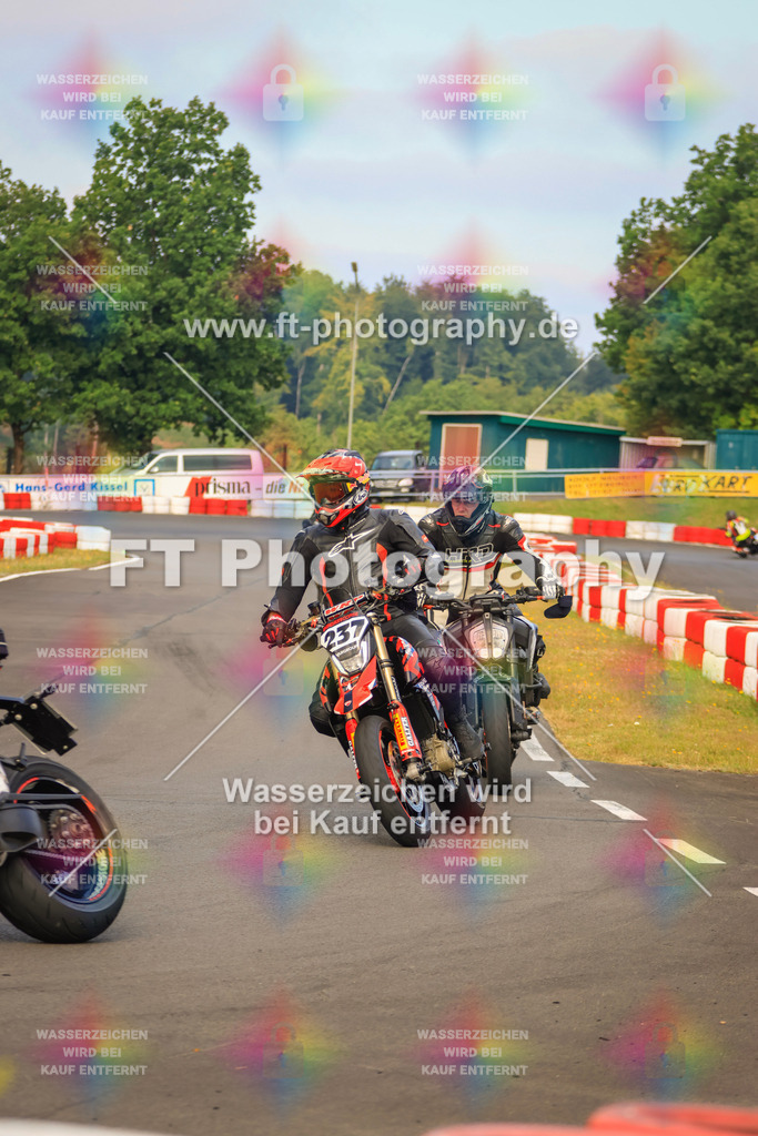 _DSK2151 | Hier findet Ihr Bilder von Touristenfahrten auf der Nürburgring Nordschleife oder von anderen Veranstaltungen die ich besucht habe. Viel Spass beim Durch Schauen 