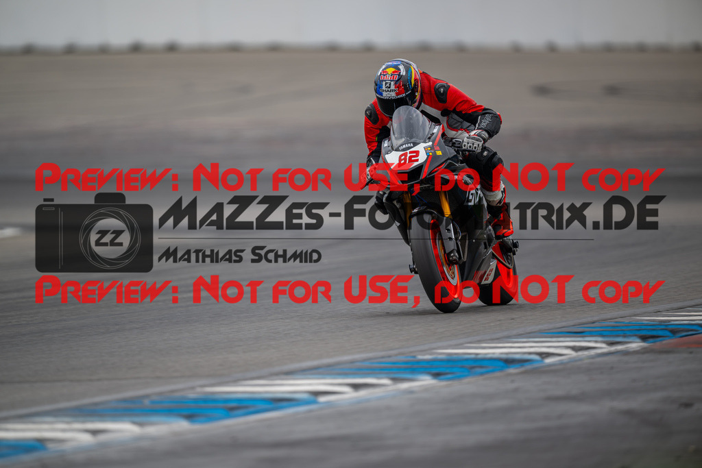 MaZZes-Fotomatrix-20260809-576861 | R1