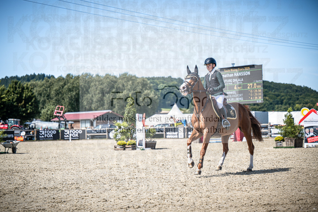 DOS_1389 | Entdecke hochwertige Reitturnierfotos von Foto Oger. Professionell, emotional und authentisch – jetzt Lieblingsmomente im Shop bestellen.Deutschlandweite Turnierfotografie. - Realisiert mit Pictrs.com