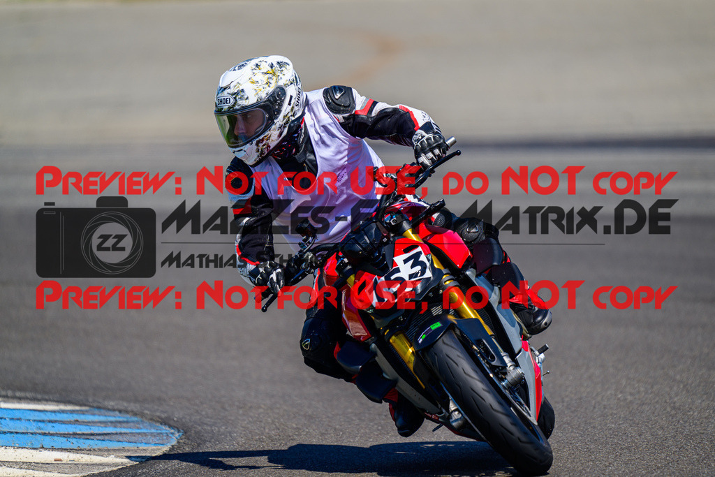 MaZZes_FotoMatrix_240520_6021986_9412 | INST