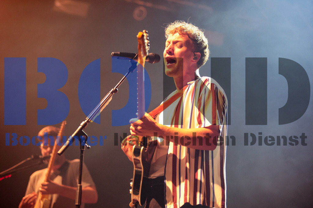 Zeltfestival Ruhr 2024 - Joris  {date} -  | {headline}(Foto: Sebastian Sendlak / BOND) - Realisiert mit Pictrs.com