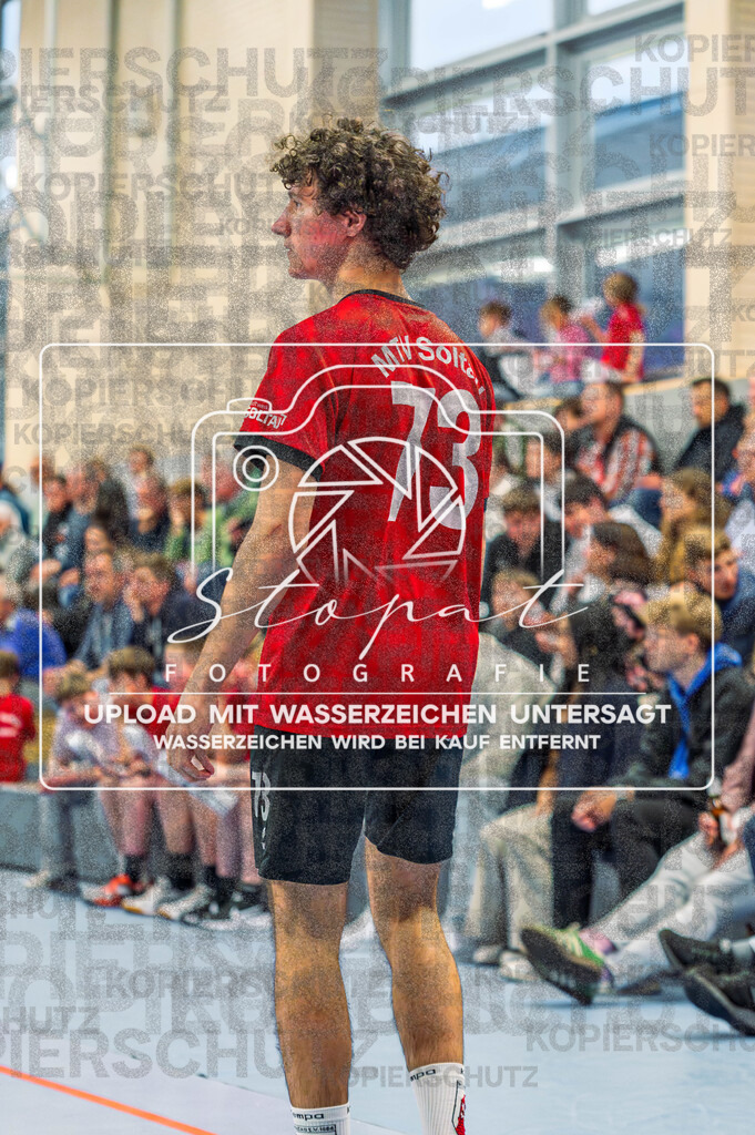 Regionsoberliga Herren Lüneburg-Stade - MTV Soltau vs. HBV 91 Celle | Tjorben Mayer (MTV Soltau #73); Regionsoberliga Herren Lüneburg-Stade - MTV Soltau vs. HBV 91 Celle am 25.04.2026 in Sporthalle Oberschule Soltau, Soltau - Realisiert mit Pictrs.com