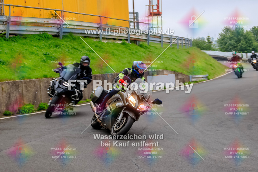 _TCM3002 | Hier findet Ihr Bilder von Touristenfahrten auf der Nürburgring Nordschleife oder von anderen Veranstaltungen die ich besucht habe. Viel Spass beim Durch Schauen 