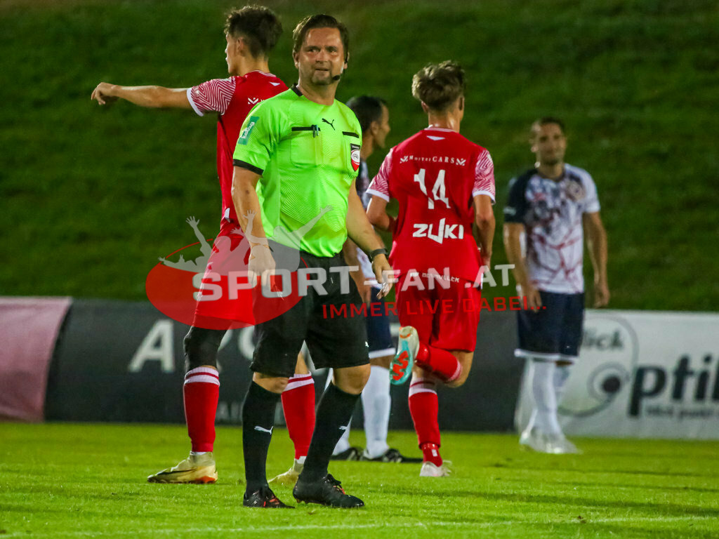 SC St Veit - SK St Andrä 1-6, Unterliga Ost | Schiedsrichter Almir Puskar, Marc Strutz (SK St. Andrä/Lav. #14) SC St Veit - SK St Andrä 6-1 am 22.08.2023 in St. Veit
(Jacques Lemans Arena), Austria, (Photo by Ernst Krawagner sport-fan.at) - Realisiert mit Pictrs.com
