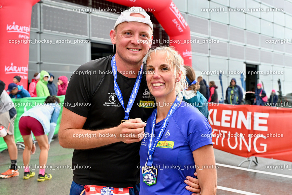 Großglockner Mountain Run | #357 Kilzer Stephanie, #356 Rosmann Daniel, Heiratsantrag, Großglockner Mountain Run, Großglockner Mountain Run 2024 am 07.07.2024 in Heiligenblut (Großglockner), Austria, (Photo by Bernd Stefan)