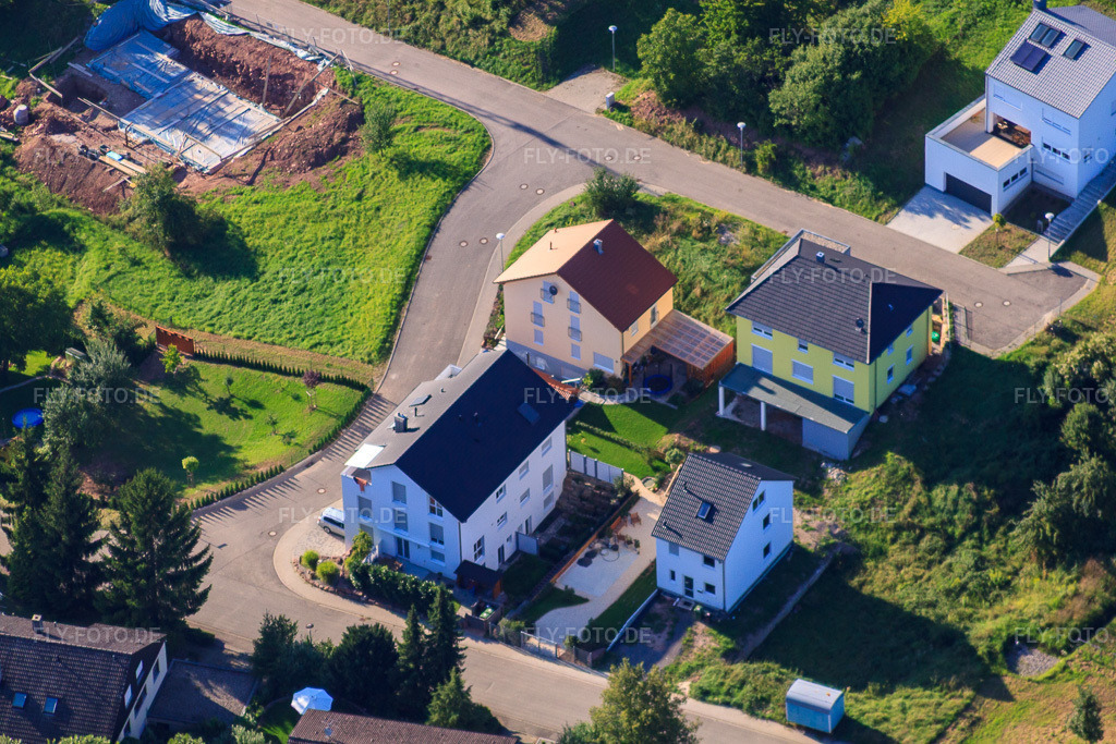 Luftbild: Am Keulebuckel im Ortsteil Ellmendingen in Keltern im Bundesland Baden-Württemberg in Deutschland. Foto: IMG_32429.jpg vom 21.08.2010 durch Werner Riehm/FLY-FOTO.de
