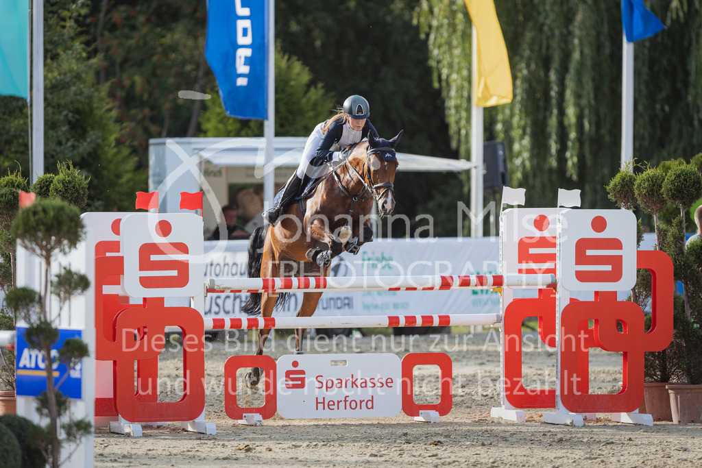 220728_BHO_ST_M1-Spr_1-673 | Deine schönsten Turniermomente als professionelle Fotos! Entdecke hochwertige Pferdesport-Fotografie im Online-Shop. Jetzt Fotos finden & bestellen!