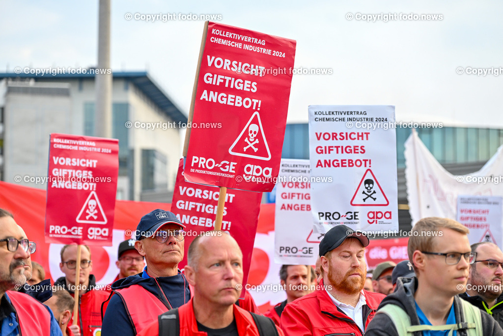 Kundgebung der Gewerkschaft_ PROGE_ 23.05.2024-26 | 23.05.2024, Linz, AUT, Kundgebung der Gewerkschaft, PROGE, im Bild Kundgebungsteilnehmer