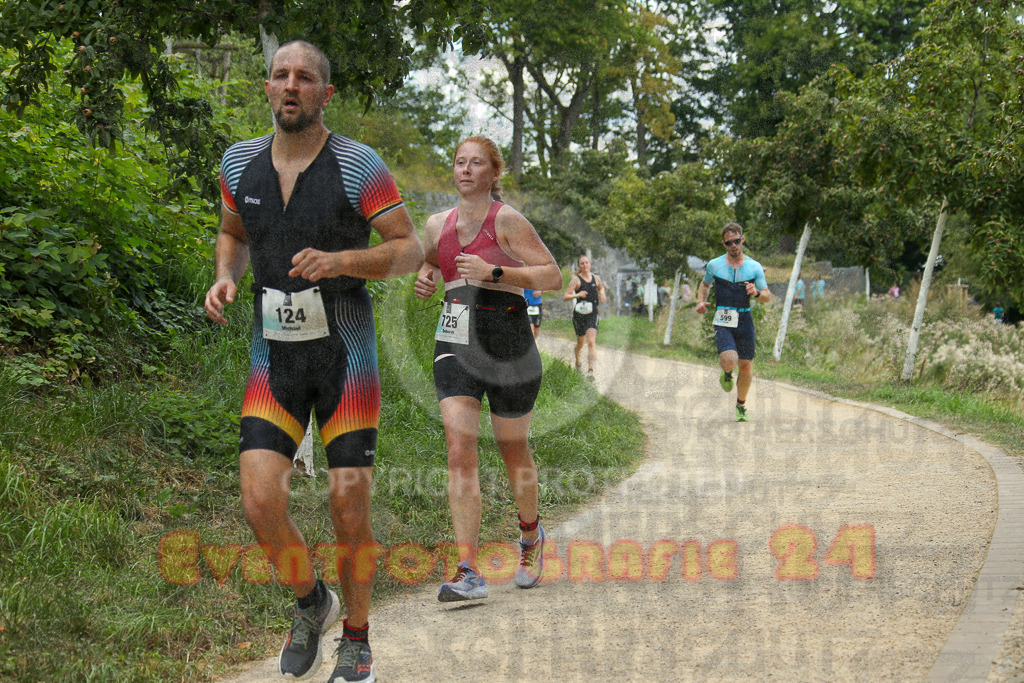 250824_1424_EX1_6093 | Sportfotografie im Rhein-Sieg Kreis, Köln, Bonn, NRW, Rheinland Pfalz, Hessen, etc. Unser Tätigkeitsfeld umfasst den Laufsport vom Volkslauf über den Marathon, Duathlon, Triathon bis zum Ultralauf wie Kölnpfad Ultra oder Schindertrail.