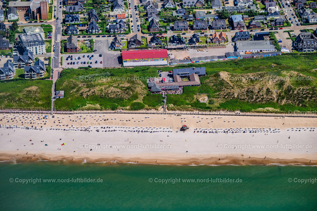 Sylt_Westerland_Beachhousesylt_ELS_4661130625 | SYLT 13.06.2025 Gebäude des Restaurant " Beach House " im Ortsteil Westerland (Sylt) in Sylt auf der Insel Sylt im Bundesland Schleswig-Holstein, Deutschland. // Building of the restaurant " Beach House " in the district Westerland (Sylt) in Sylt on Island Sylt in the state Schleswig-Holstein, Germany. Foto: Martin Elsen