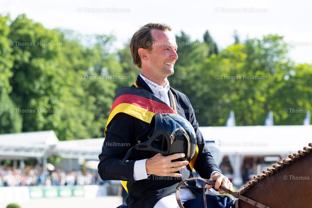 TH_282-STUEHLMEYER Patrick (GER)_ Drako de Maugre_19561 | Longines Balve Optimum 2024 am 09.06.24 in Balve, Schloss Wocklum, Thomas Hellmann, 282STUEHLMEYER Patrick (GER), Drako de Maugre