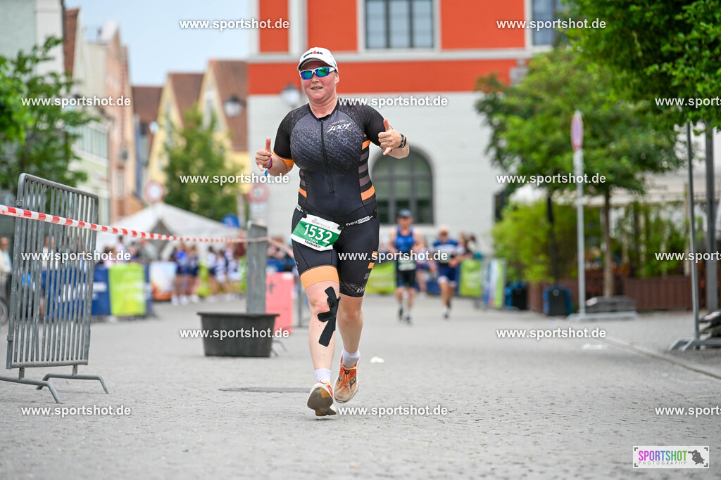 SZI_5289 | Stadttriathlon Erding 2025. #yourpictrs #sportshot_your_pictrs @Sportshotphotography #stadttriathlonerding Copyright: www.sportshot.de