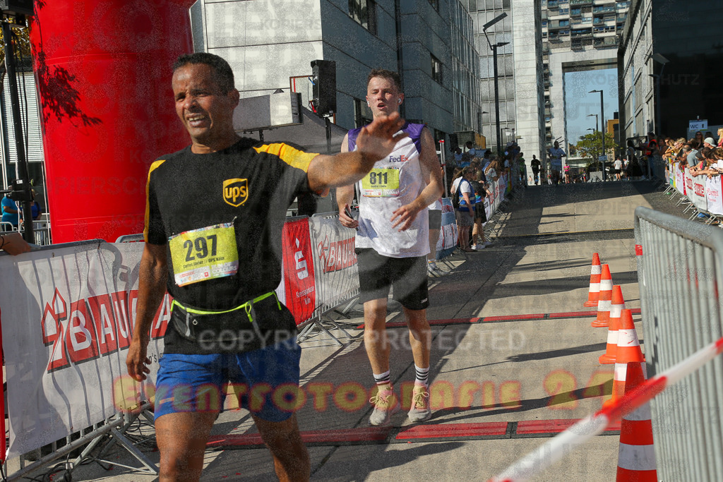 240921_1521_EX1_5264 | Sportfotografie im Rhein-Sieg Kreis, Köln, Bonn, NRW, Rheinland Pfalz, Hessen, etc. Unser Tätigkeitsfeld umfasst den Laufsport vom Volkslauf über den Marathon, Duathlon, Triathon bis zum Ultralauf wie Kölnpfad Ultra oder Schindertrail.