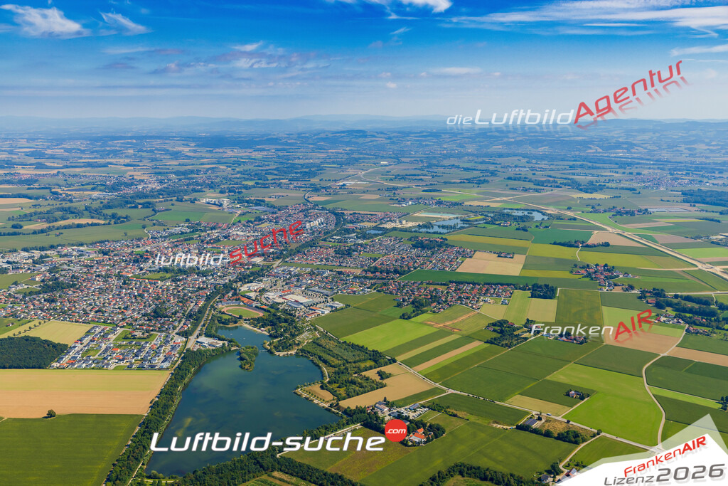 Luftaufnahme von Pocking Vs Google Maps- Die Luftaufnahme wurde 2025 vom UL-Flugzeug heraus erstellt ( keine Drohne ) - Hochauflösende Luftaufnahme - für professionelle Ausdrucke geeignet. Die Geschenkidee !Mit Lizenz und Bildrechte bestellbar