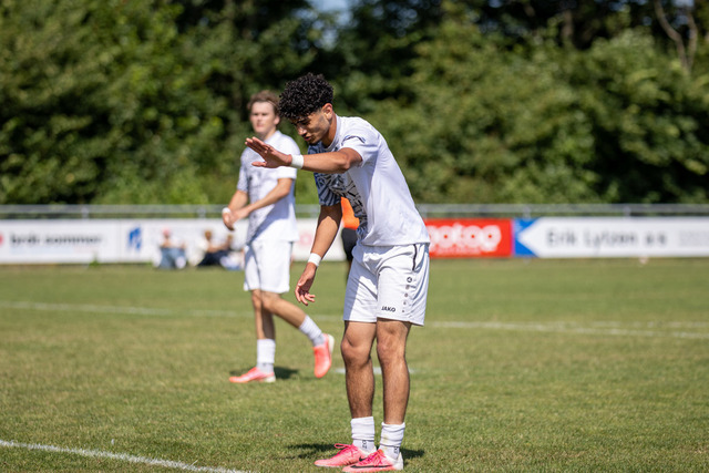 FC Scharbeutz 1 - Tema Chase Football Club I DanaCup 2026 013 | Herzlich willkommen in meiner Fotogalerie für Sportmannschaften. Schau gerne mal rein, vielleicht ist Dein Team ja auch dabei! Falls nicht, schreib mir und wir ändern das! :)  - Realisiert mit Pictrs.com