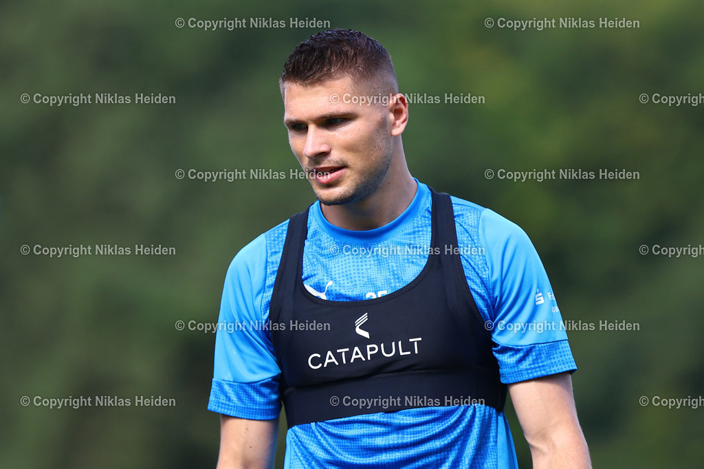 NH_HolsteinKiel_Training_13082025 | #25 Marcus Müller (Holstein Kiel)Fußball I Herren I Training I Saison 2025-2026 I Holstein Kiel I 13.08.2025 I Citti-Fußballpark