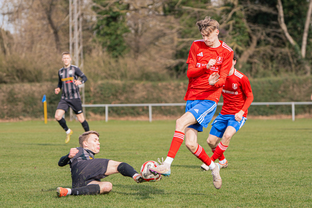Fußball I Herren I Saison 2025-2026 I Landesliga Weser-Ems I 22. Spieltag I TV Dinklage - FC Schüttorf 09 I 15153 | jns.sportfotos - Realisiert mit Pictrs.com